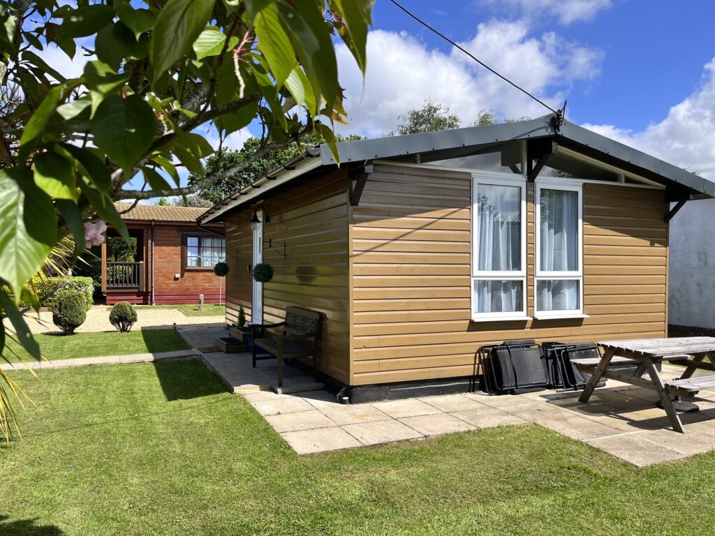 Alberta Lodge. Self catering lodge providing holiday accommodation in Norfolk